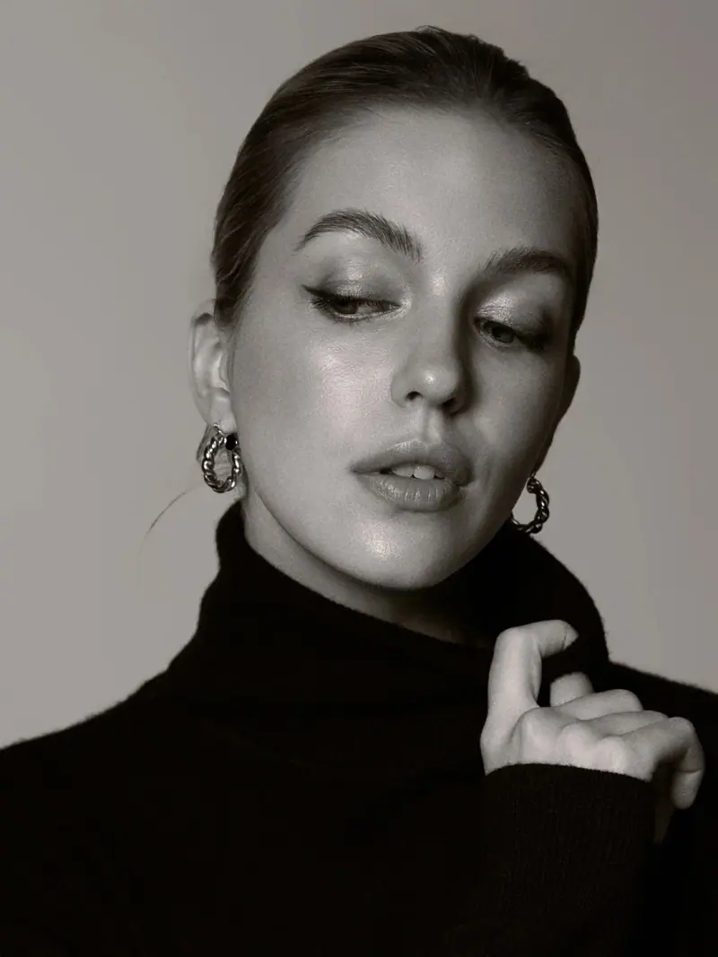Gabby, image 2