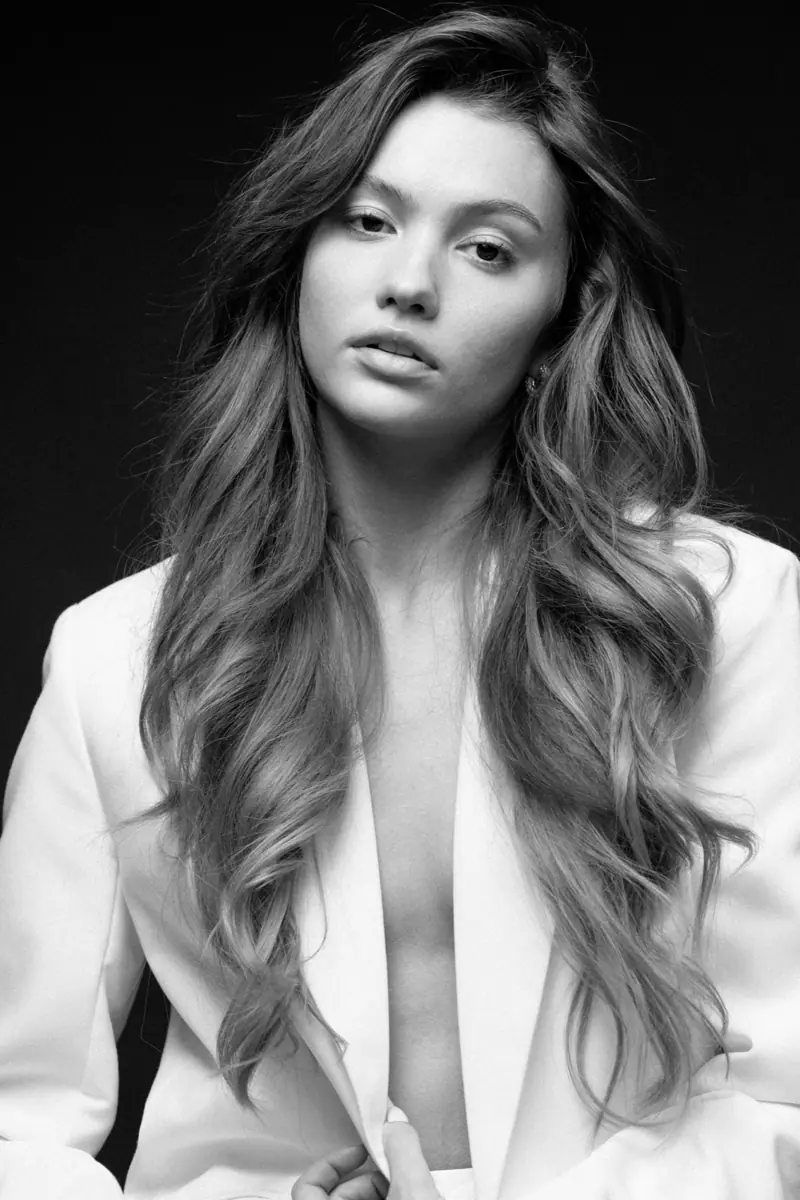 Portrait studies, Model tests and agency digitals
