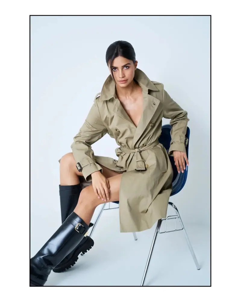 Tailored, image 1